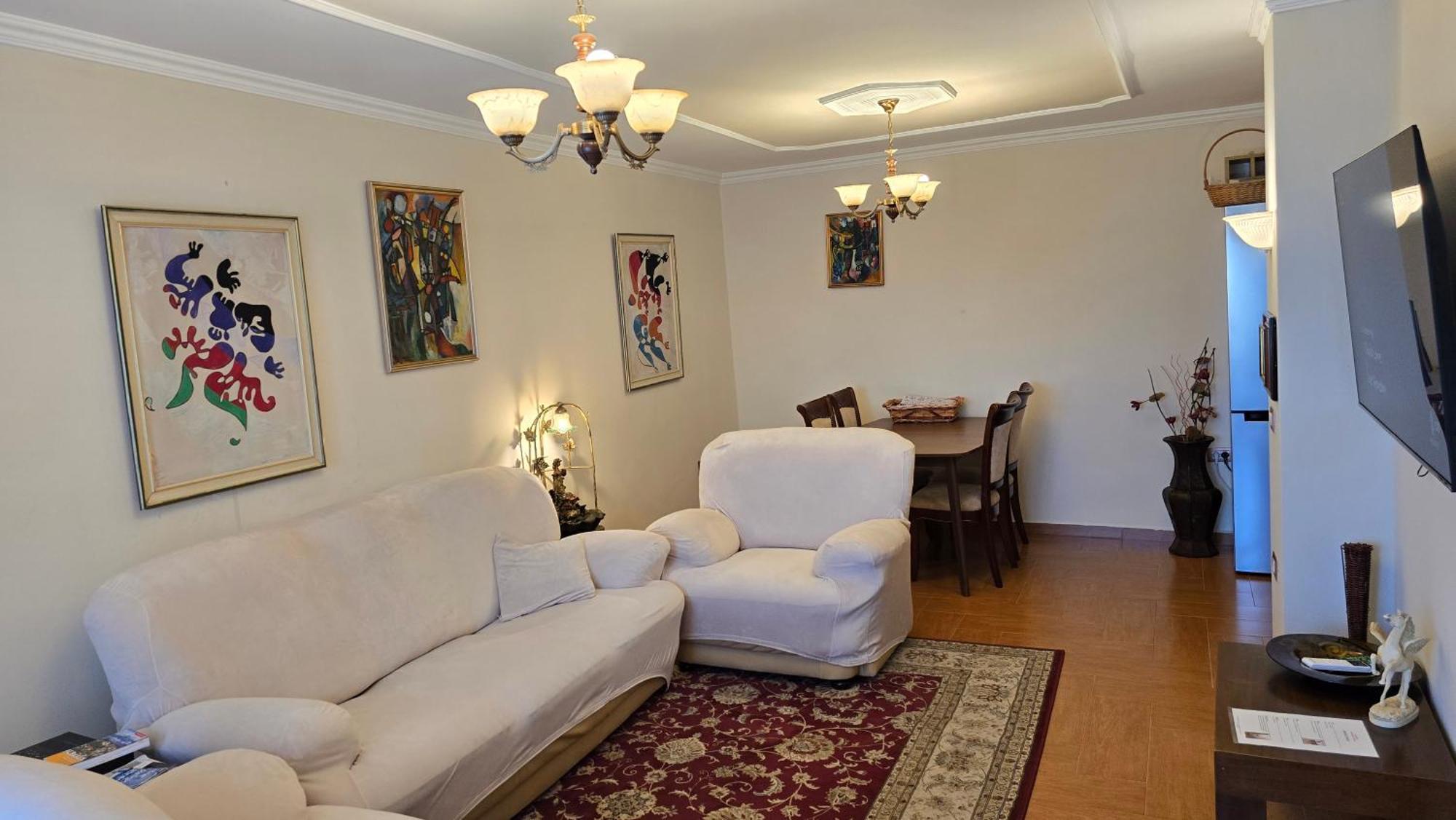 City Oasis In The Heart Of Tiranë Luaran gambar